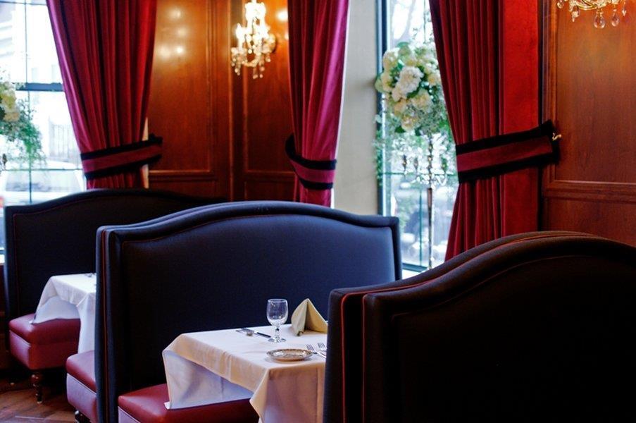 Landmark Inn Marquette Restaurant bilde